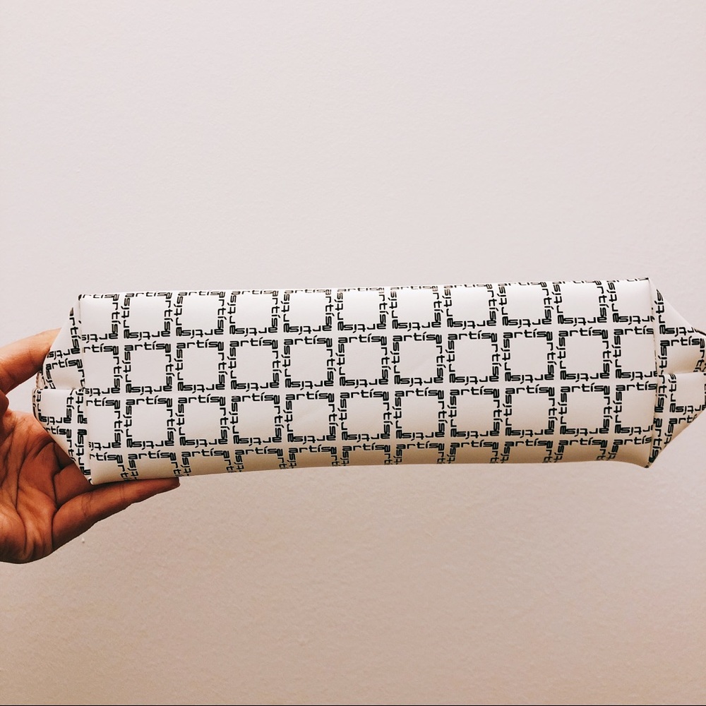 Artis brush bag